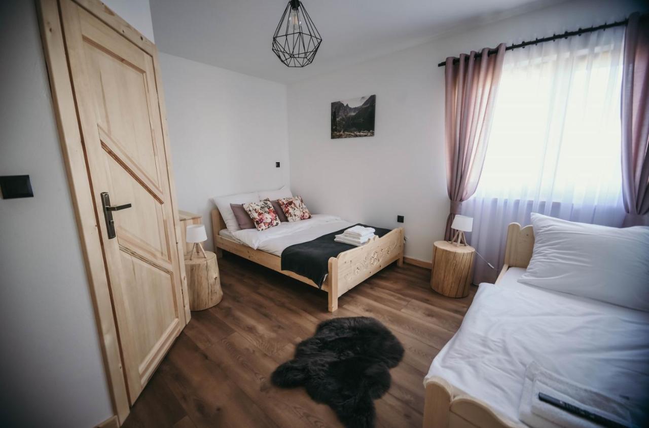 Tarasówka u Zająca Acomodação com café da manhã Czerwienne Exterior foto