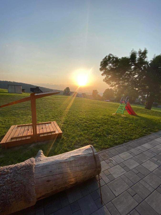 Tarasówka u Zająca Acomodação com café da manhã Czerwienne Exterior foto